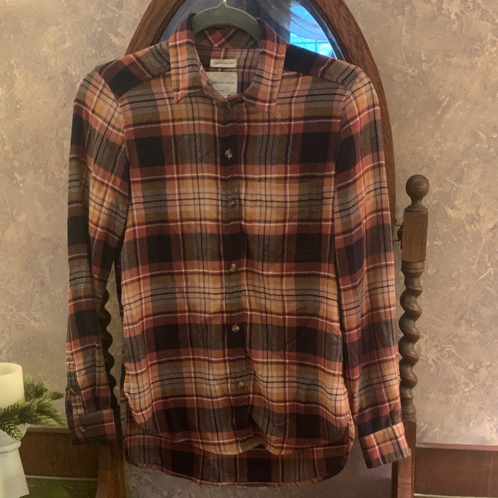 American Eagle Outfitters Plaid Button-Down Shirt in Rust, Black, Cream